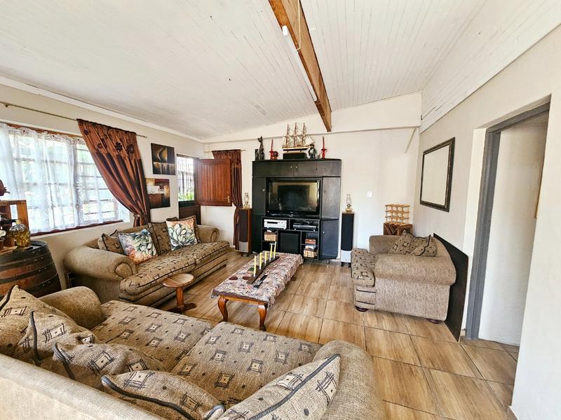 3 Bedroom Property for Sale in Vakansieplaas Western Cape